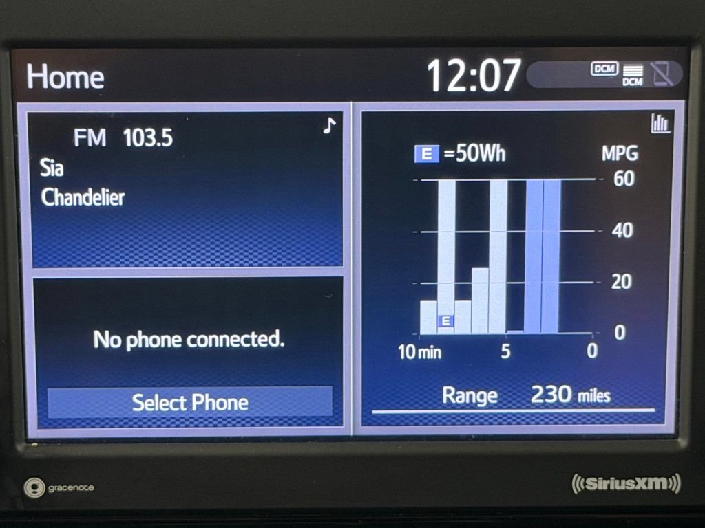 Used 2021 Toyota RAV4 XLE w/ Carpet Mat Package (TMS) AWD/4WD image 32