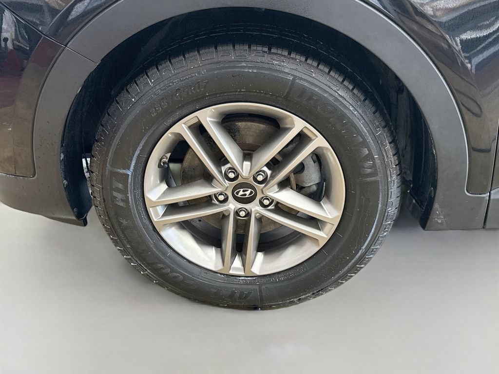 Used 2017 Hyundai Santa Fe Sport FWD image 28