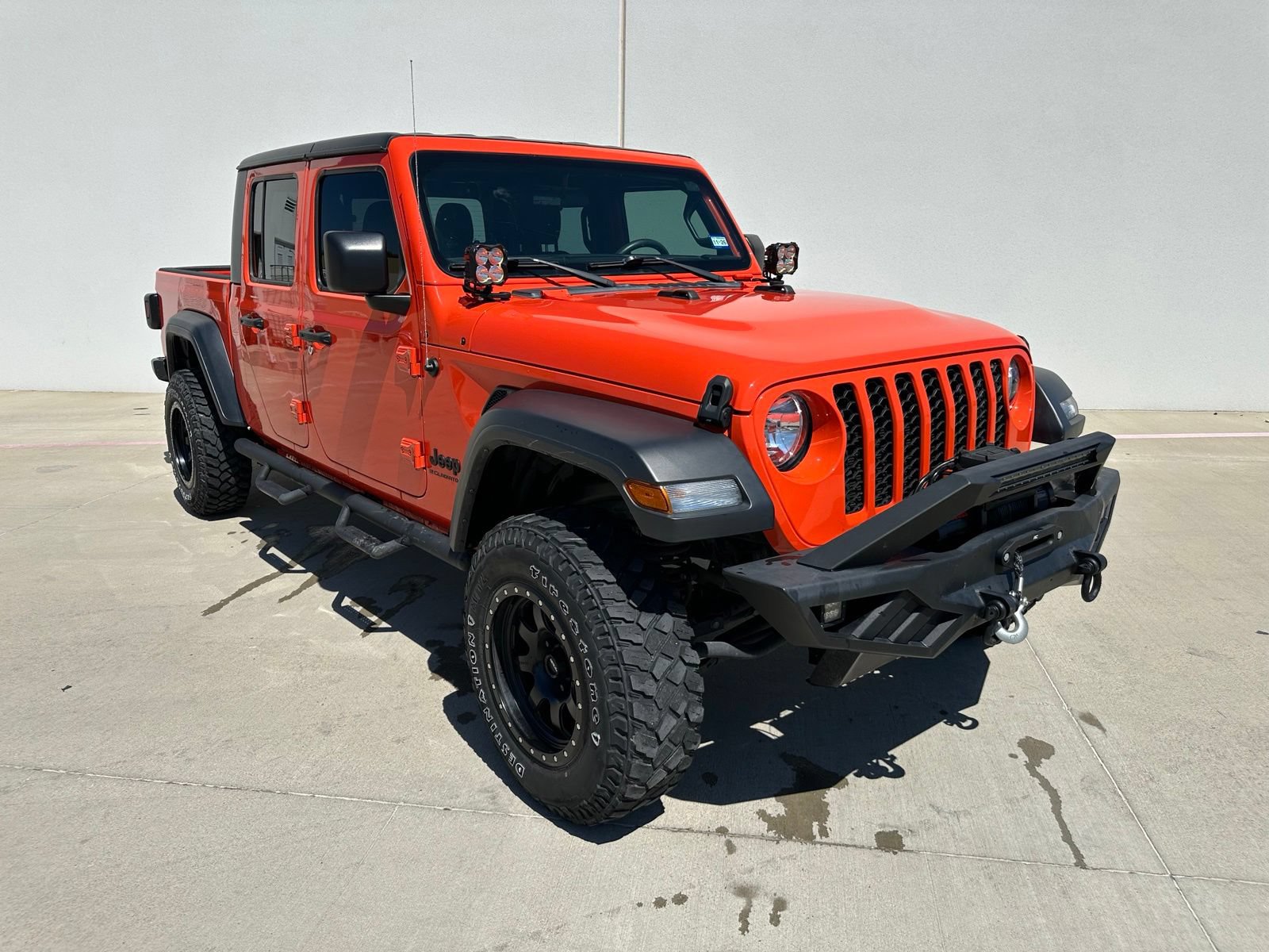 Used 2023 Jeep Gladiator Sport w/ Off Road Group