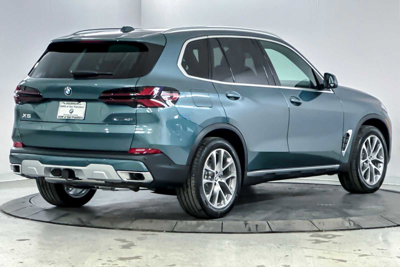 New 2026 BMW X5 xDrive40i image 2