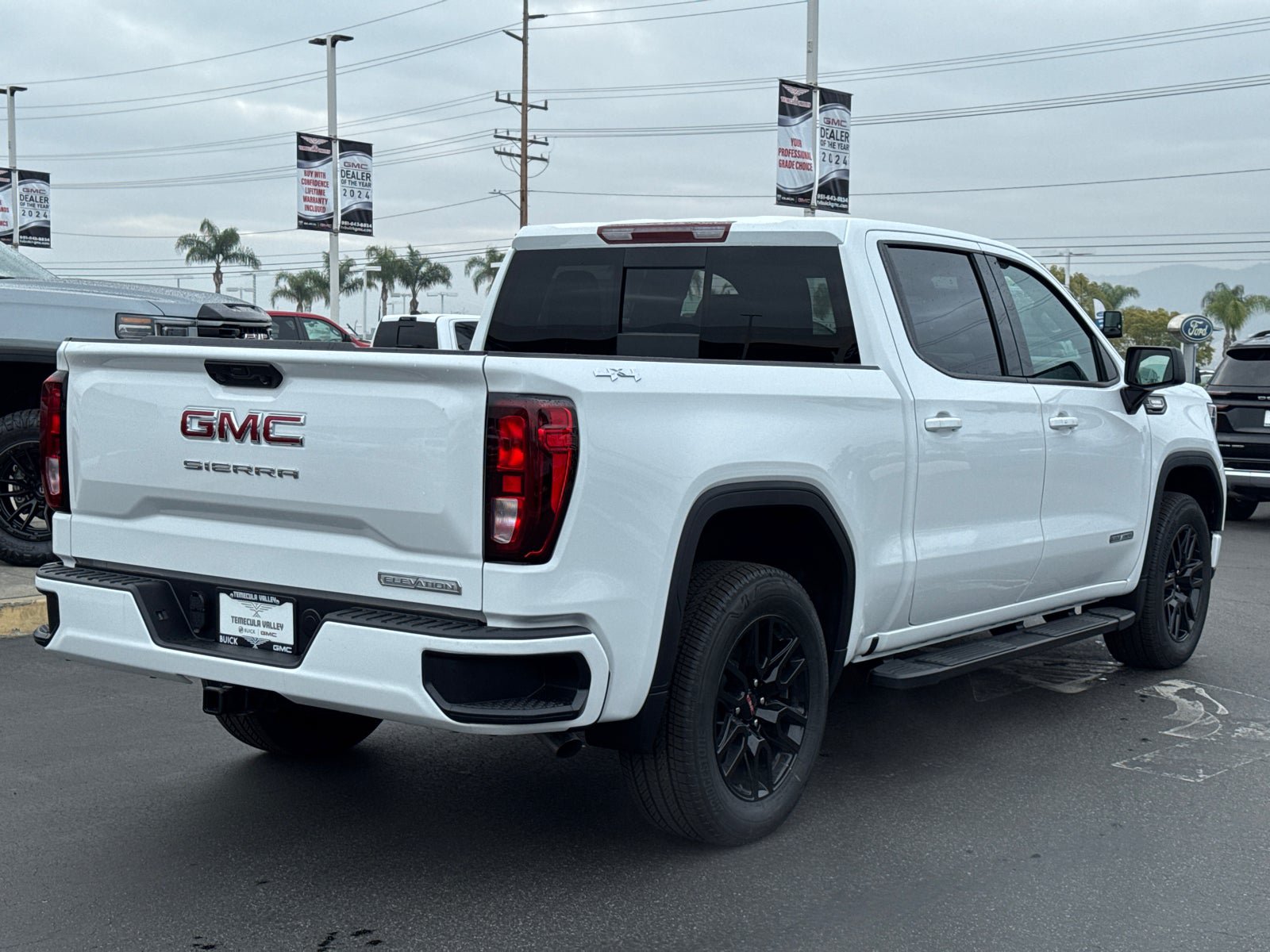 Used 2026 GMC Sierra 1500 Elevation w/ Preferred Package AWD/4WD image 14