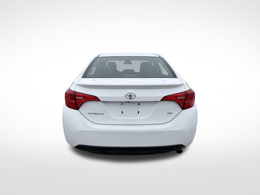 Used 2017 Toyota Corolla SE image 4