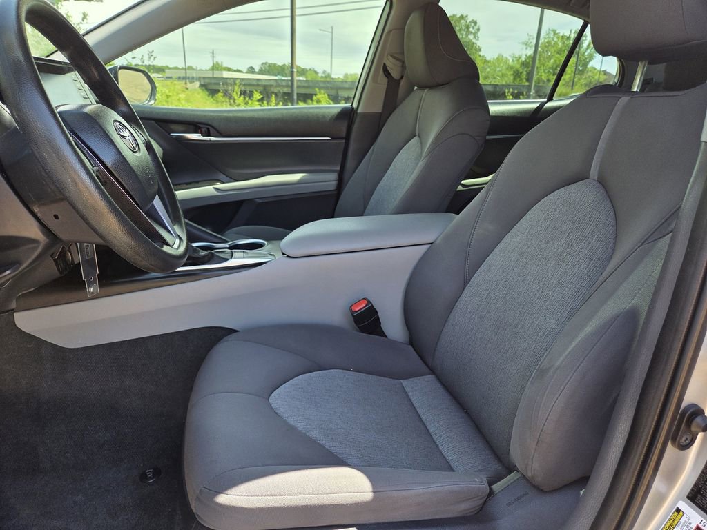 Used 2023 Toyota Camry LE image 13