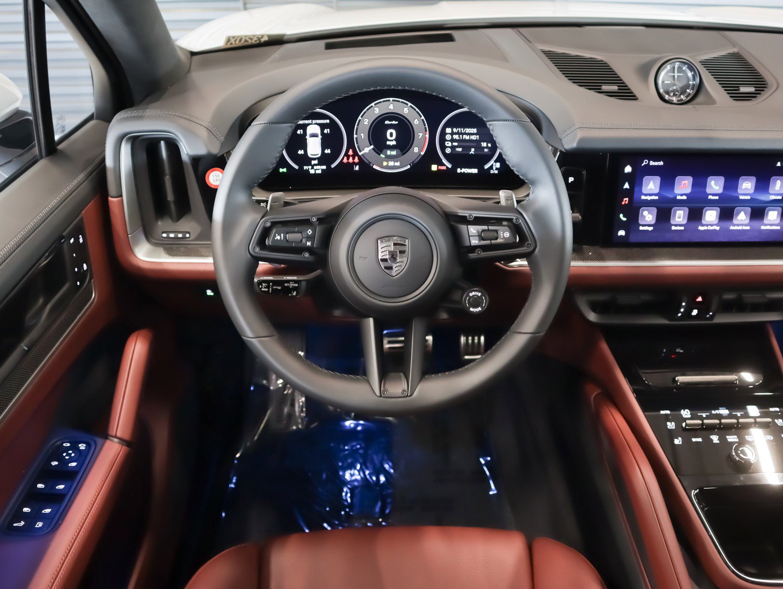 New 2026 Porsche Cayenne Turbo image 15