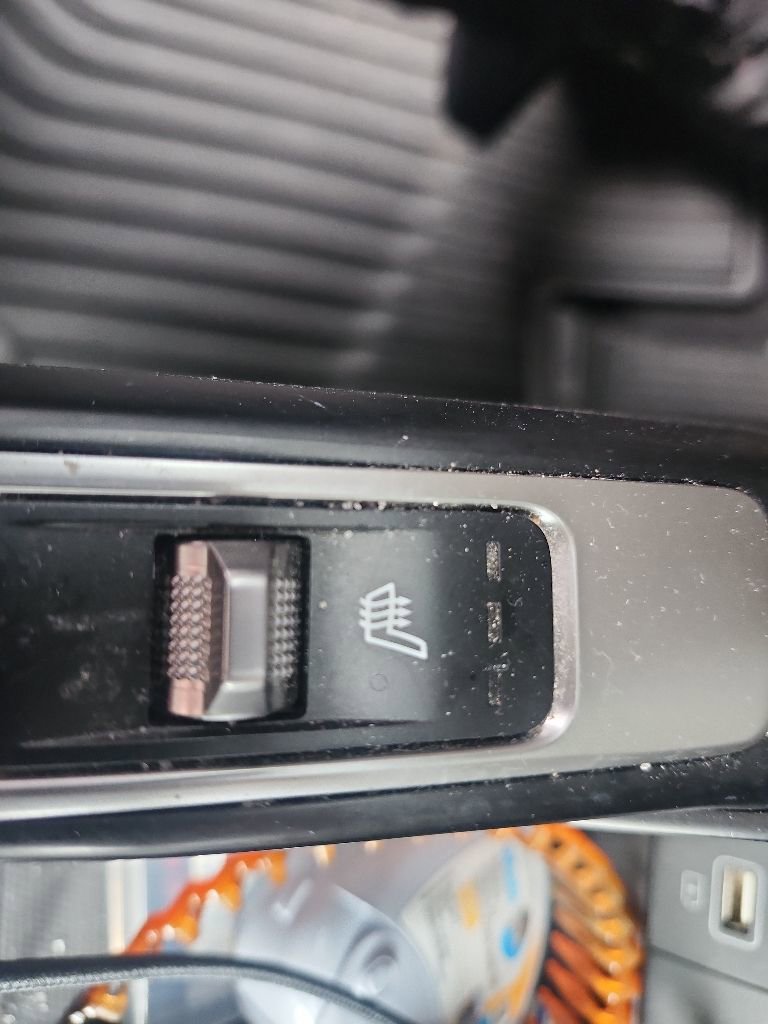 Used 2023 Kia Sorento S w/ Panoramic Sunroof Package FWD image 6