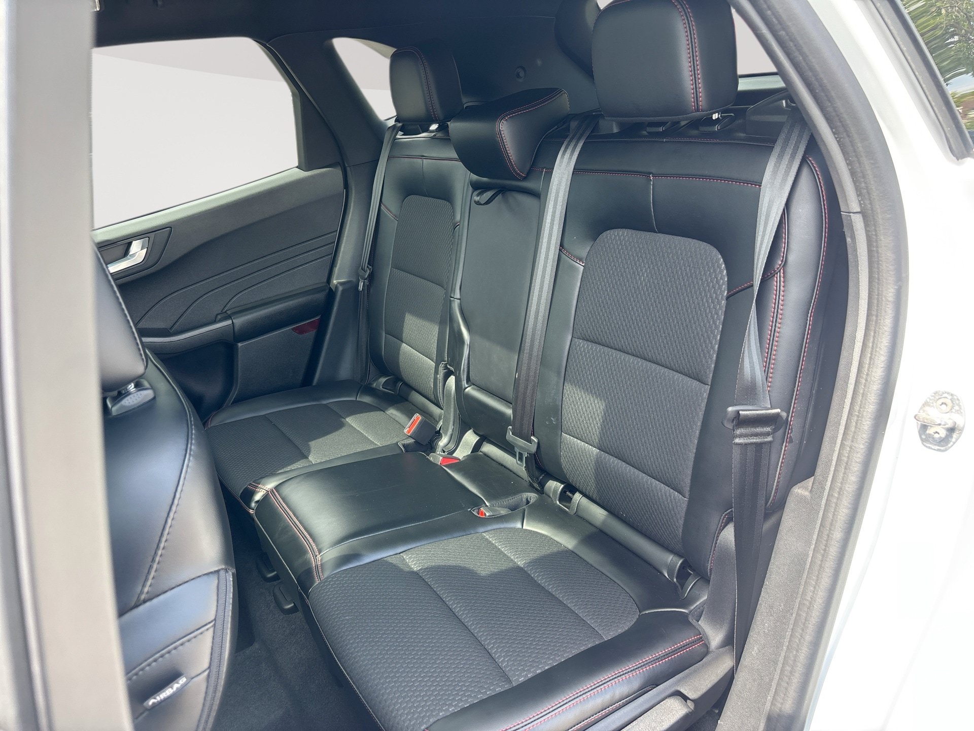 Used 2023 Ford Escape ST-Line w/ Tech Pack #1 AWD/4WD image 26