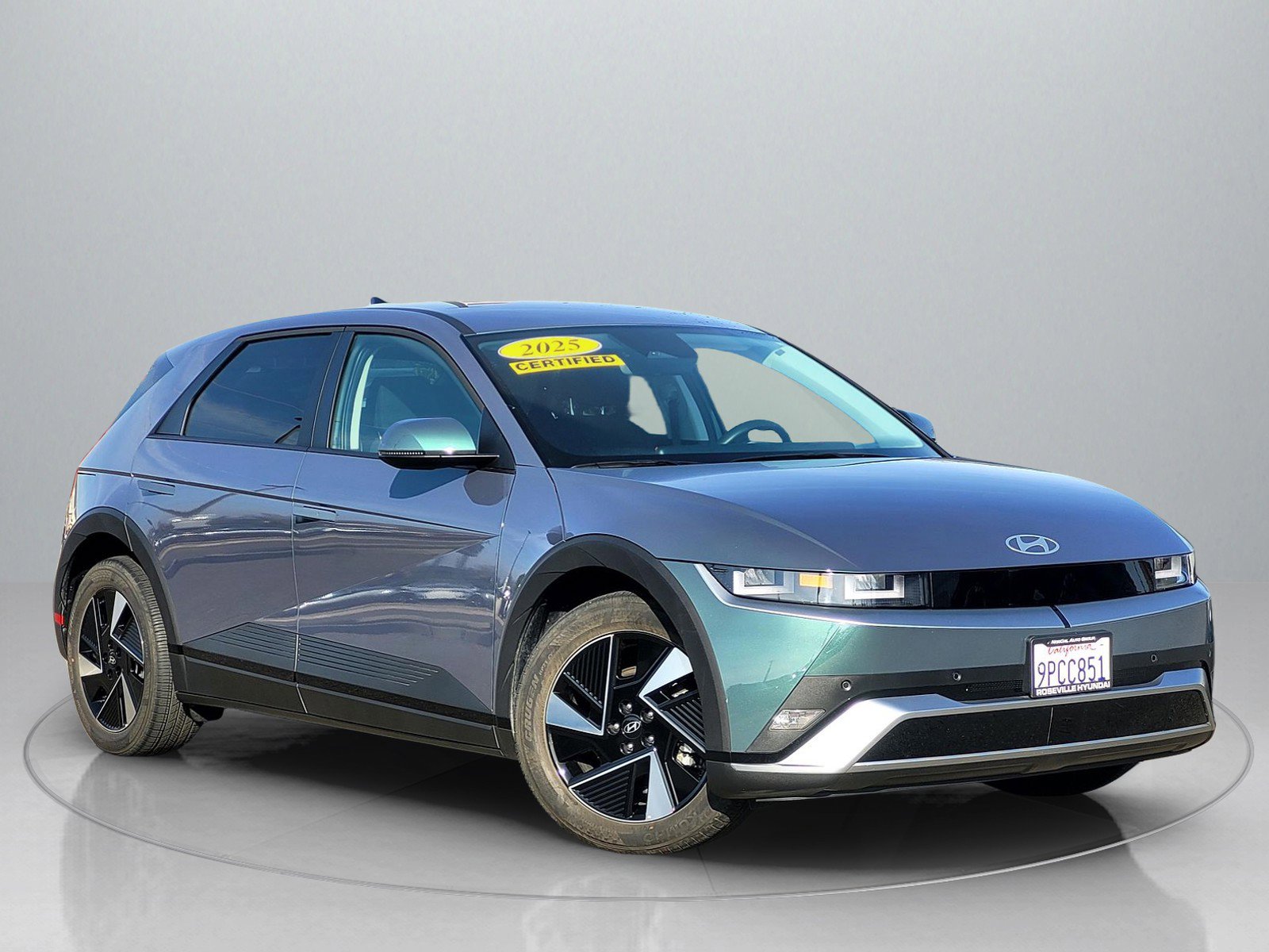 Certified 2025 Hyundai Ioniq 5 SE image 10