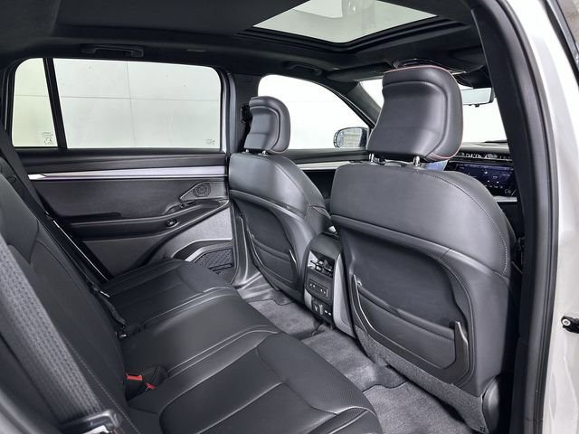 Used 2024 Jeep Wagoneer Launch Edition image 28