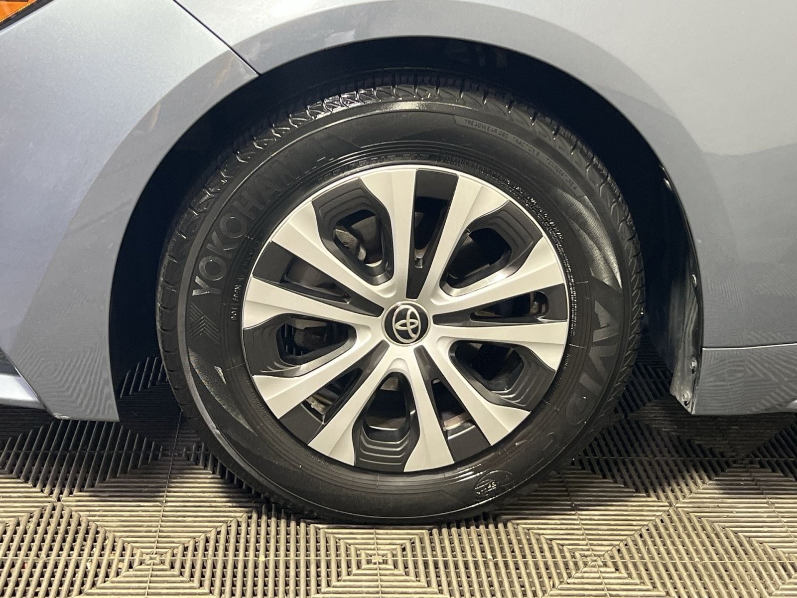 Used 2022 Toyota Corolla LE FWD image 20