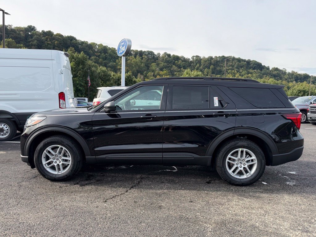 New 2027 Ford Explorer Active w/ Active Comfort Package AWD/4WD image 2