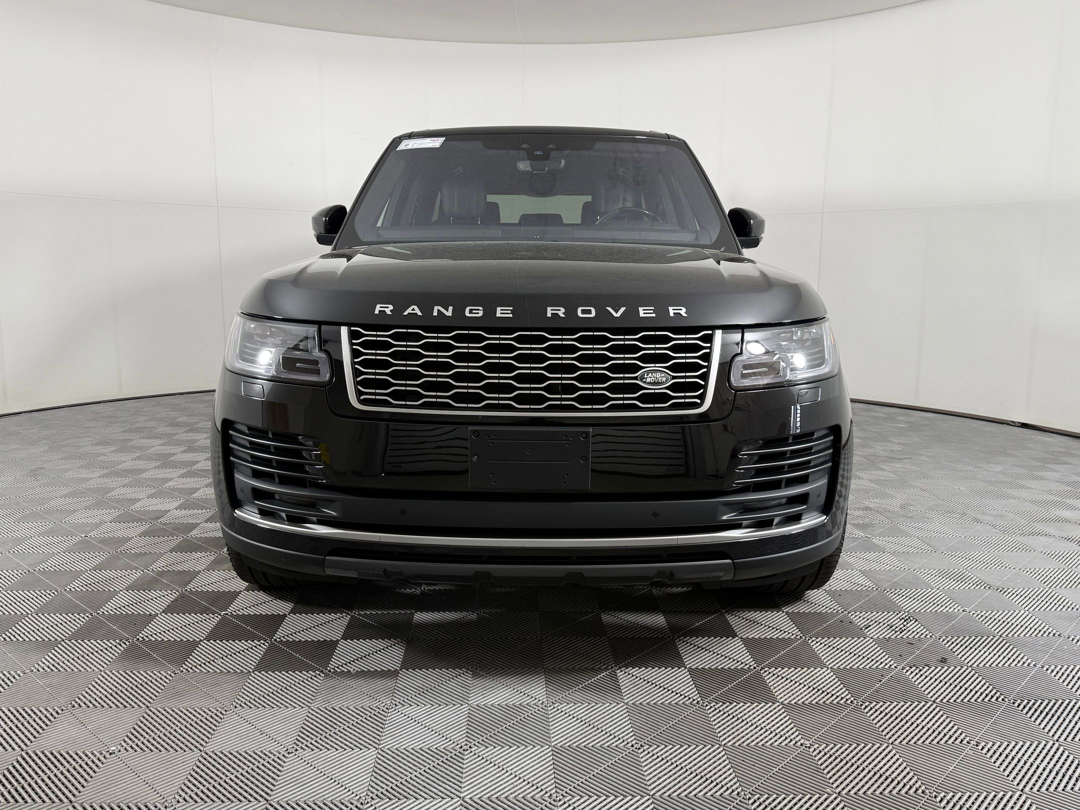 Used 2022 Land Rover Range Rover Westminster Edition image 6
