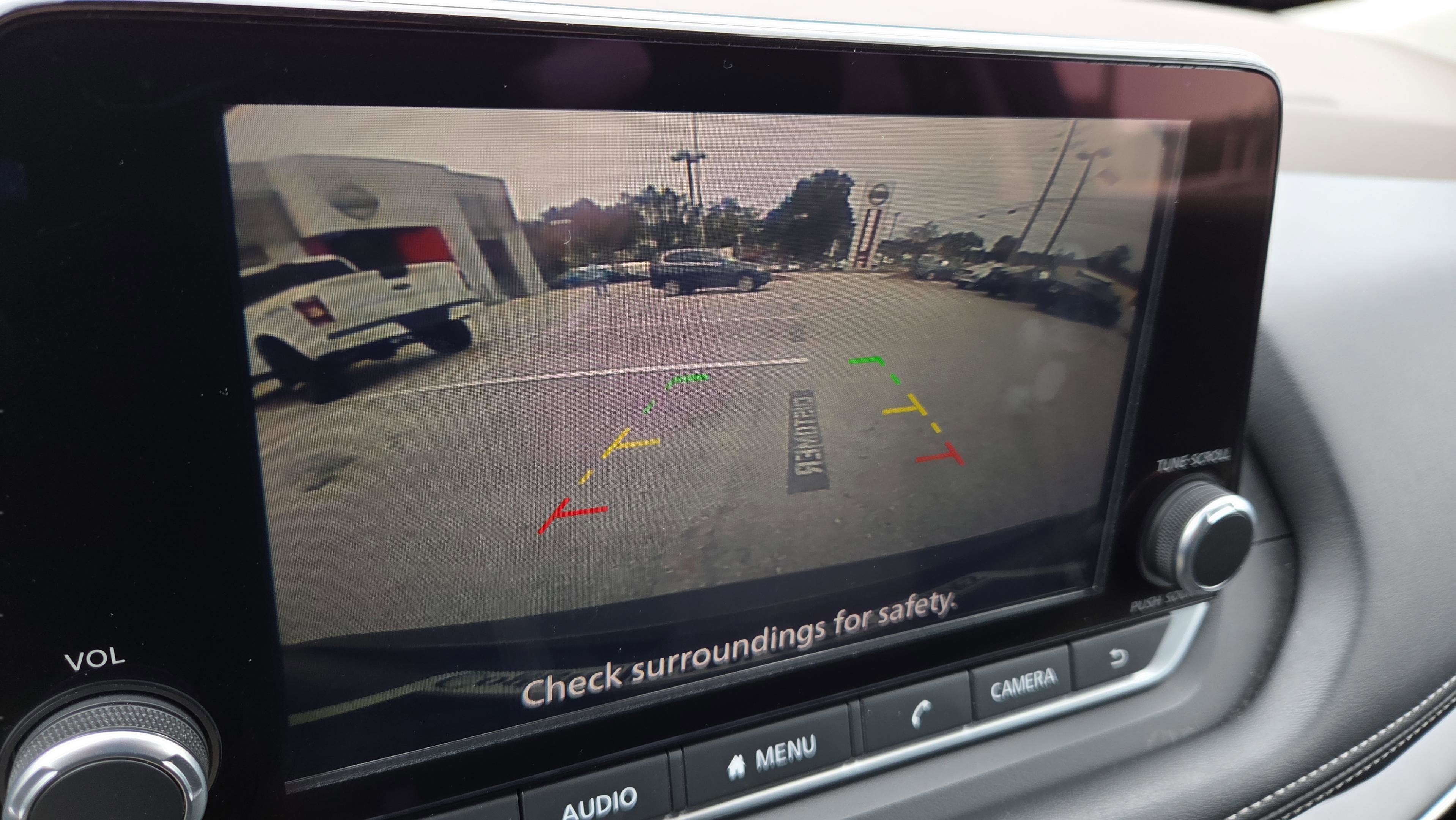 Used 2023 Nissan Rogue SV image 16