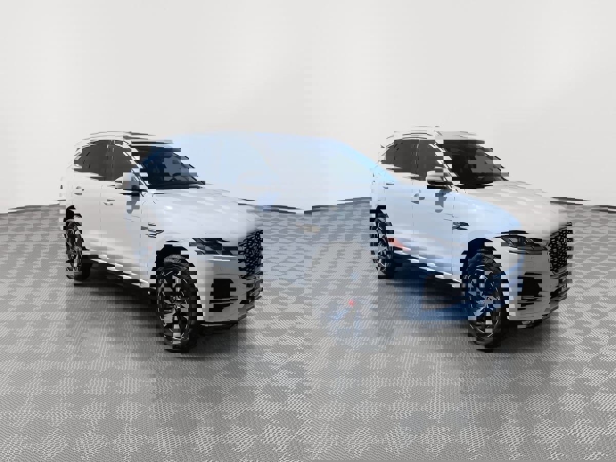 Used 2022 Jaguar F-PACE S image 3