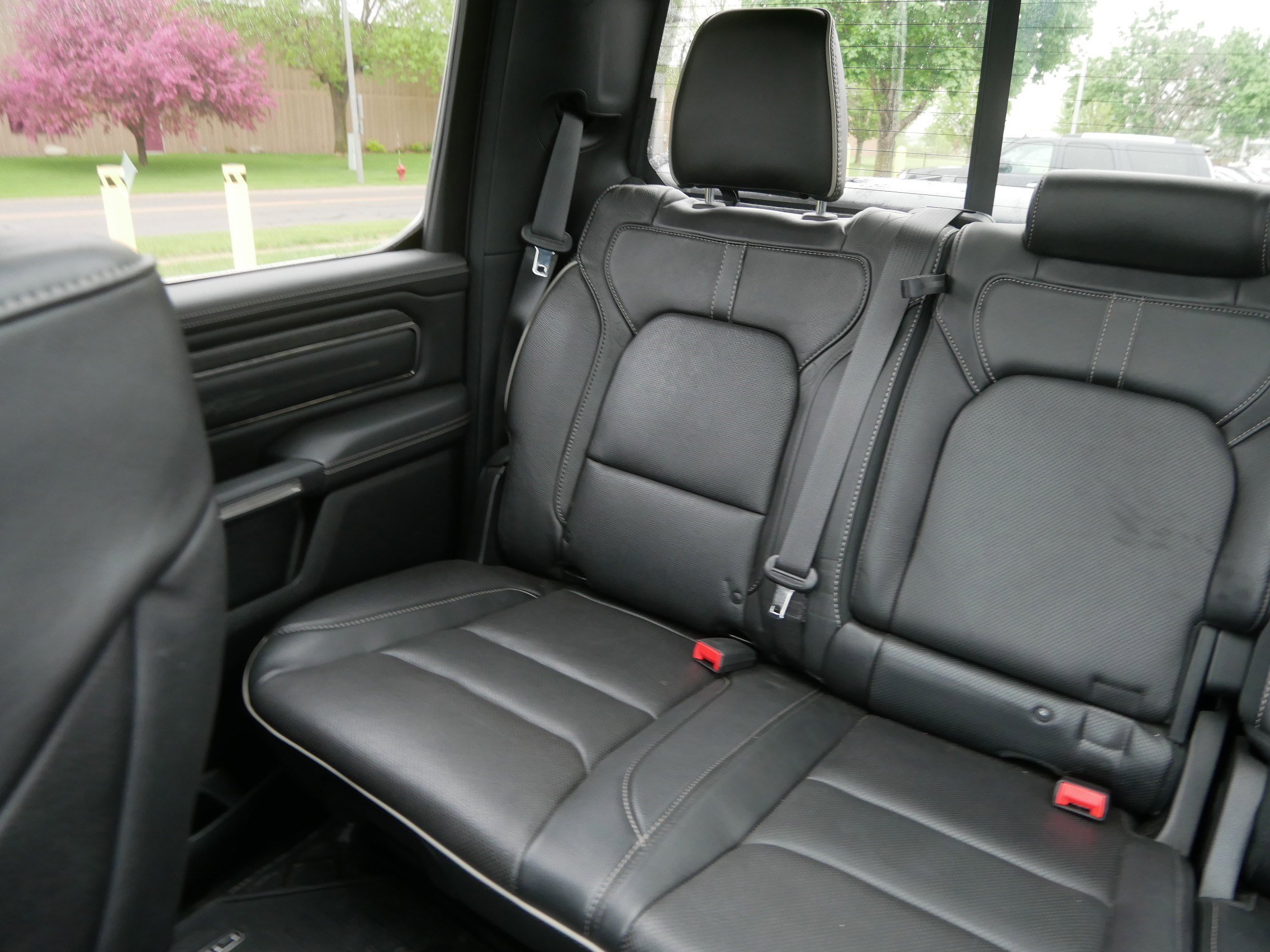 Used 2019 RAM 1500 Limited w/ Advanced Safety Group AWD/4WD image 12