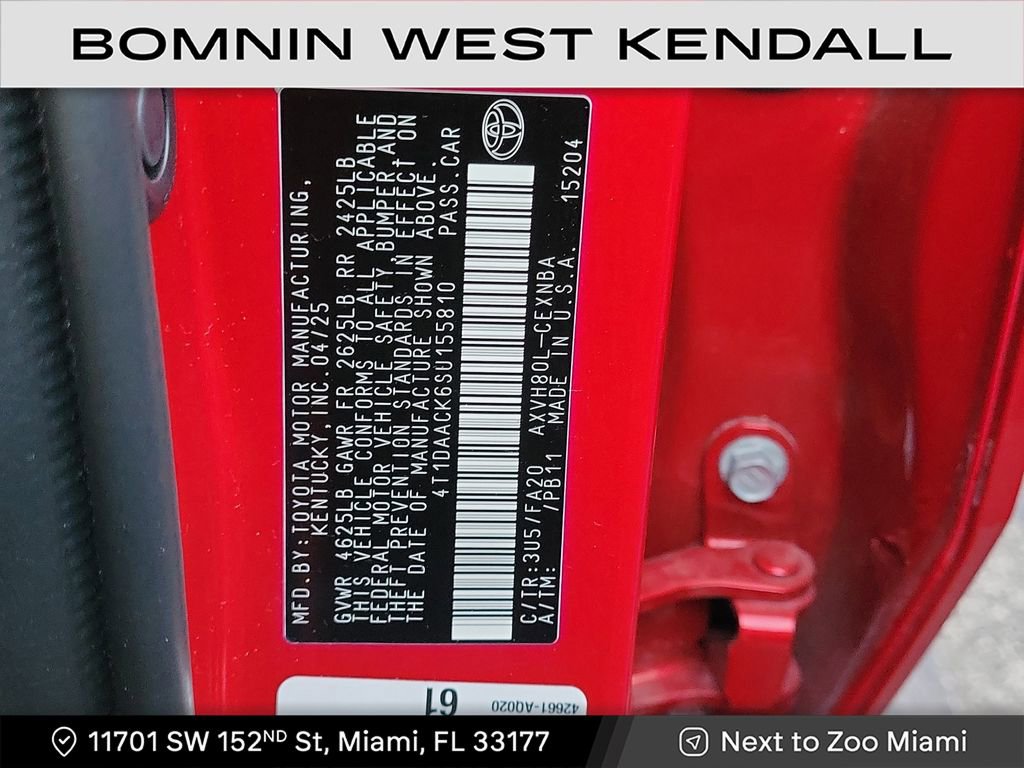 Used 2025 Toyota Camry LE image 30