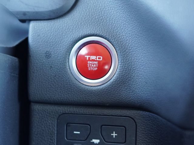 Used 2023 Toyota Tundra Limited w/ TRD Off-Road Package AWD/4WD image 32