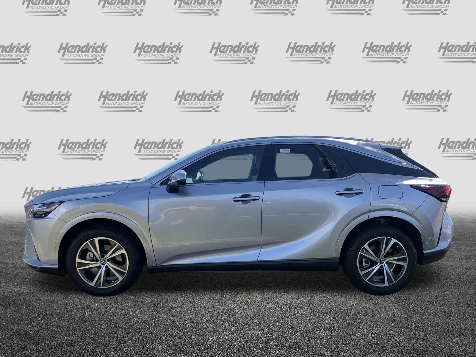 Used 2025 Lexus RX 350 Premium w/ Accessory Package (Z1) image 7