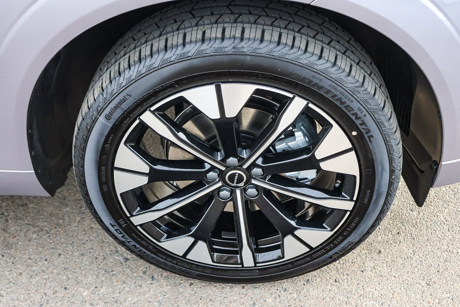 New 2026 Volvo XC60 B5 Plus w/ Climate Package image 13