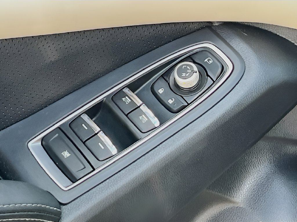 Used 2021 Subaru Ascent Touring AWD/4WD image 18
