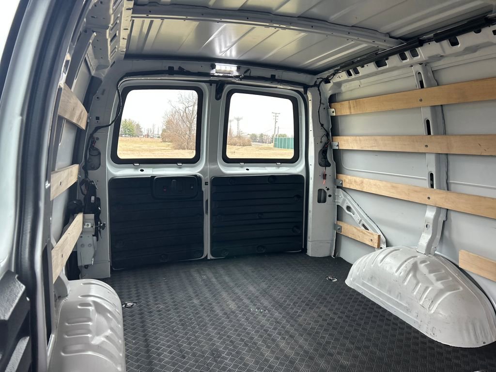 Certified 2024 Chevrolet Express 2500 w/ Driver Convenience Package image 19