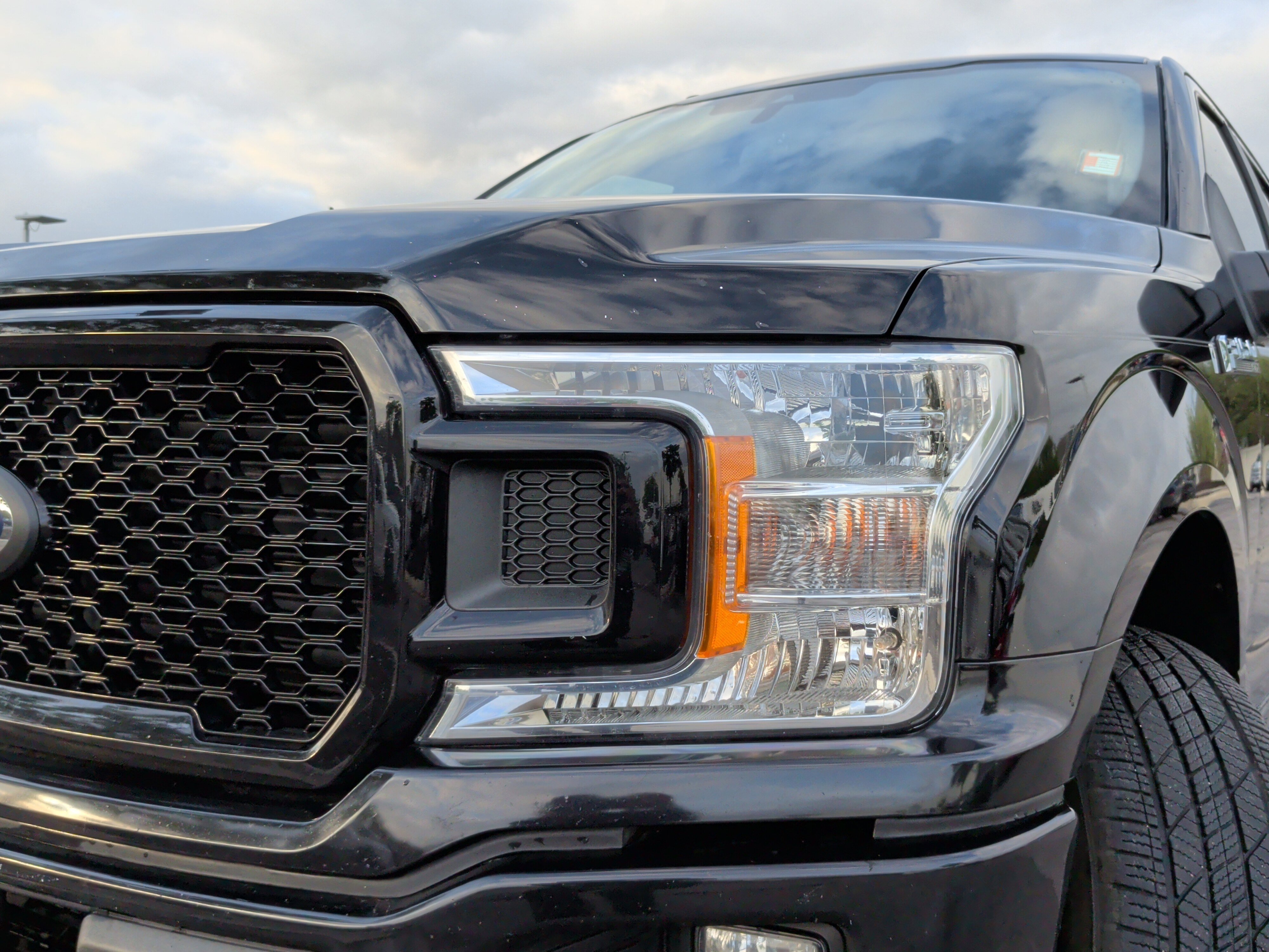 Used 2019 Ford F150 XL w/ Equipment Group 101A Mid image 3