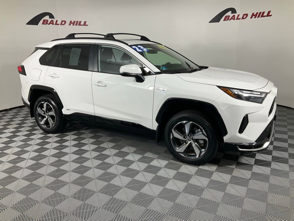 Used 2023 Toyota RAV4 SE