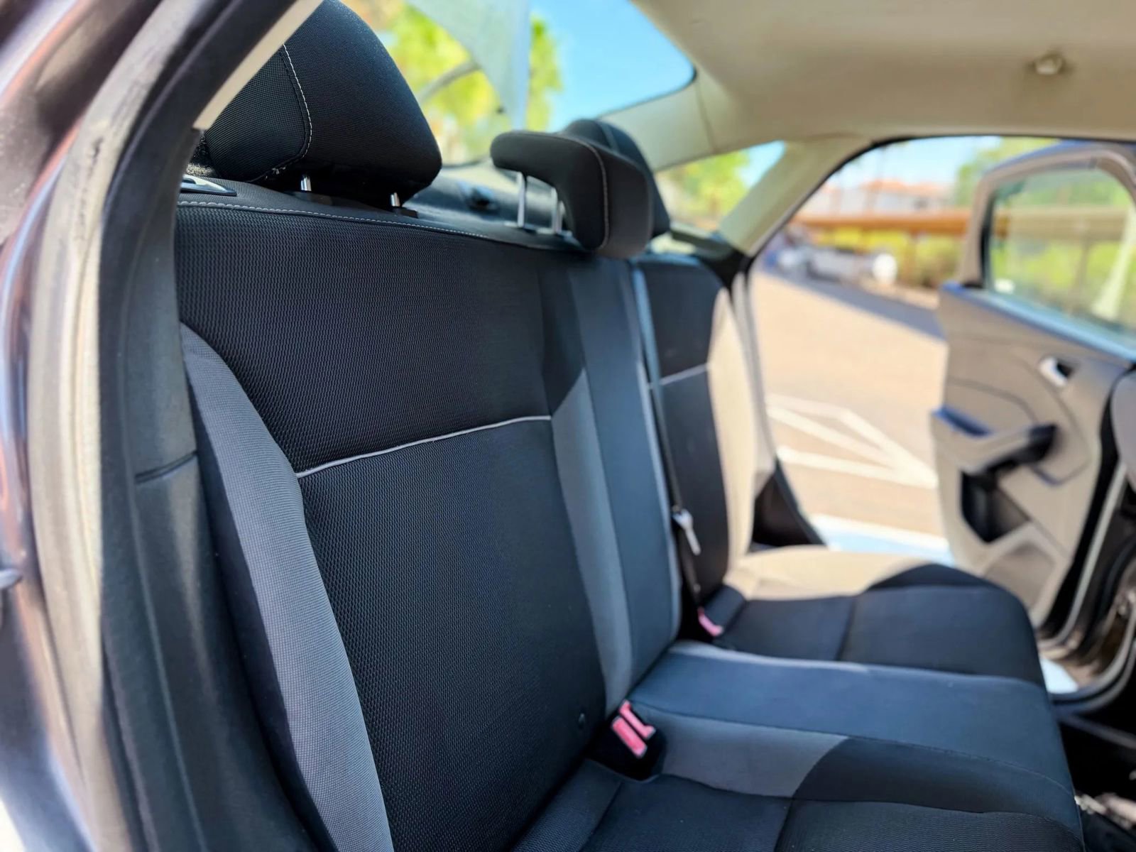 Used 2014 Ford Focus SE image 10