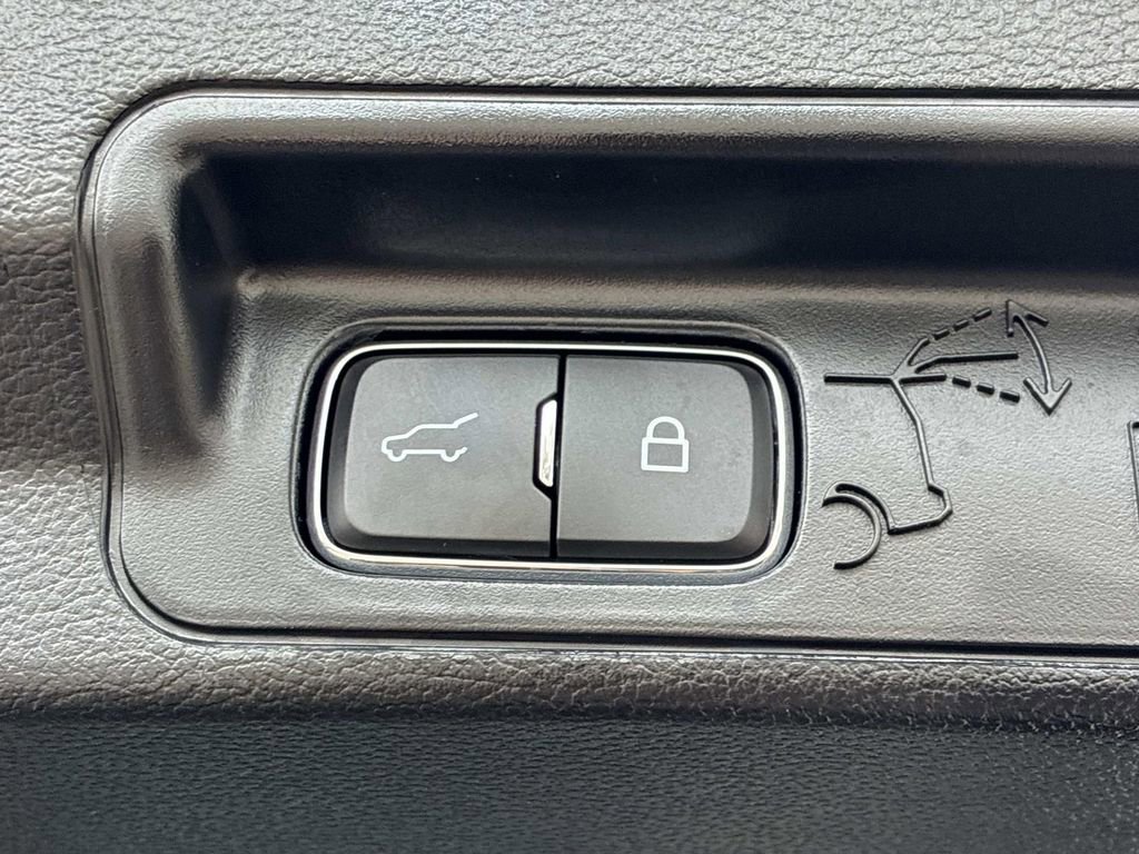 Used 2022 Ford Explorer ST w/ Equipment Group 401A image 14