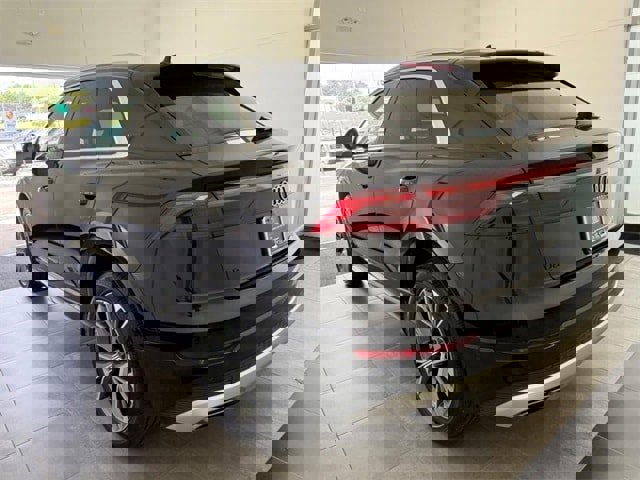 Certified 2025 Audi Q8 Premium image 5