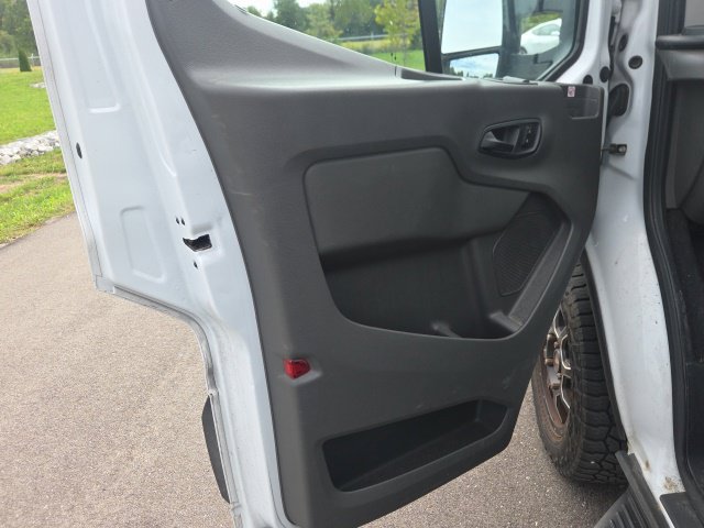 Used 2020 Ford Transit 150 XLT RWD image 17