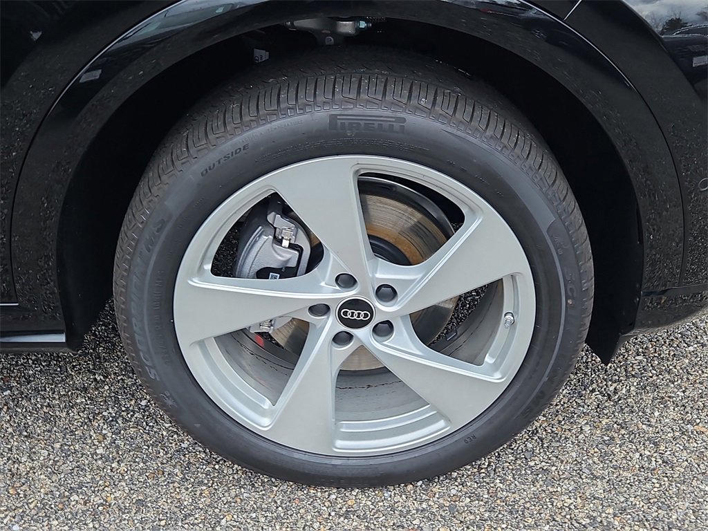 New 2025 Audi Q5 Premium Plus image 4