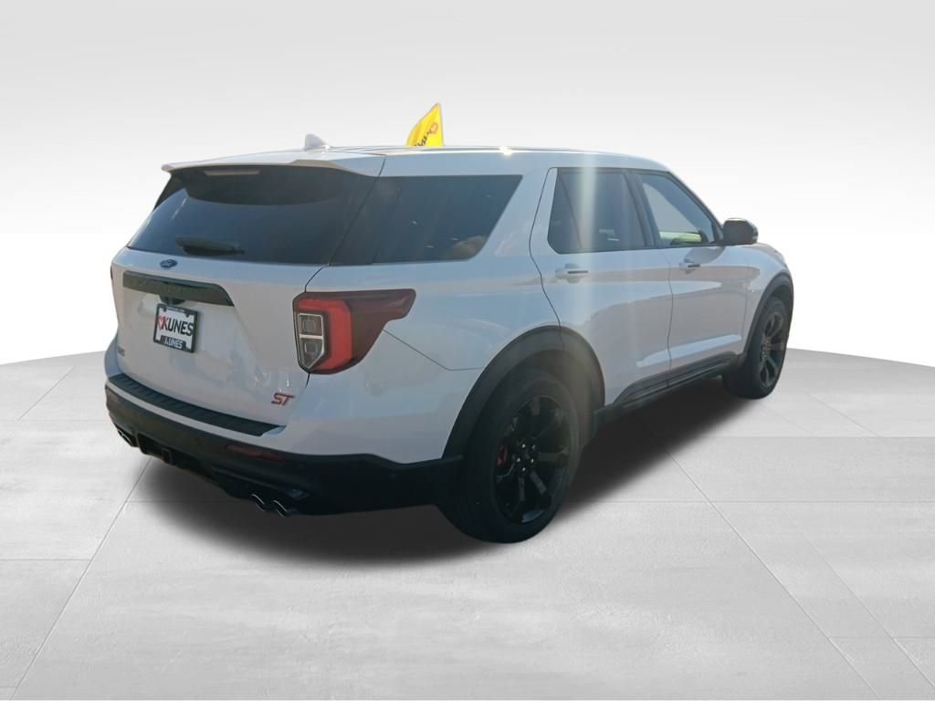 Used 2022 Ford Explorer ST w/ Equipment Group 401A image 7