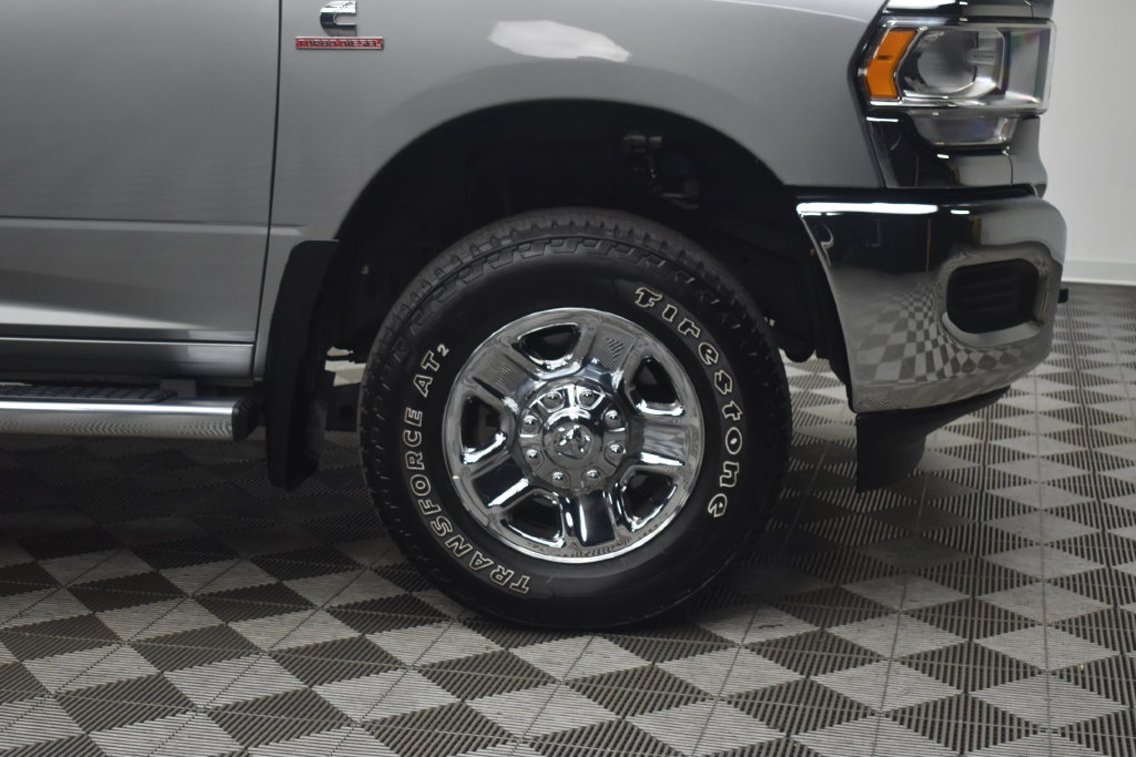 Used 2024 RAM 2500 Tradesman w/ Chrome Appearance Group AWD/4WD image 26