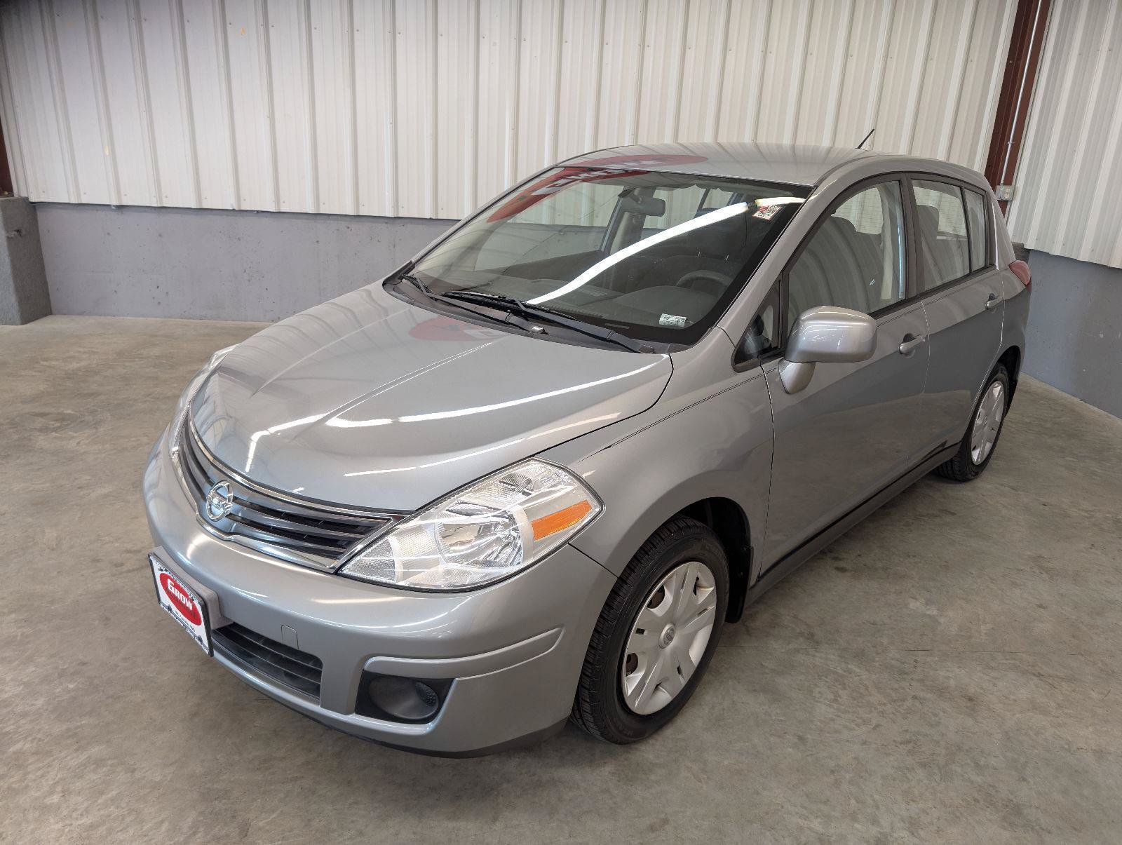 Used 2011 Nissan Versa 1.8 S w/ Plus Pkg FWD image 8