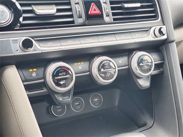 Used 2022 Genesis G70 2.0T image 20