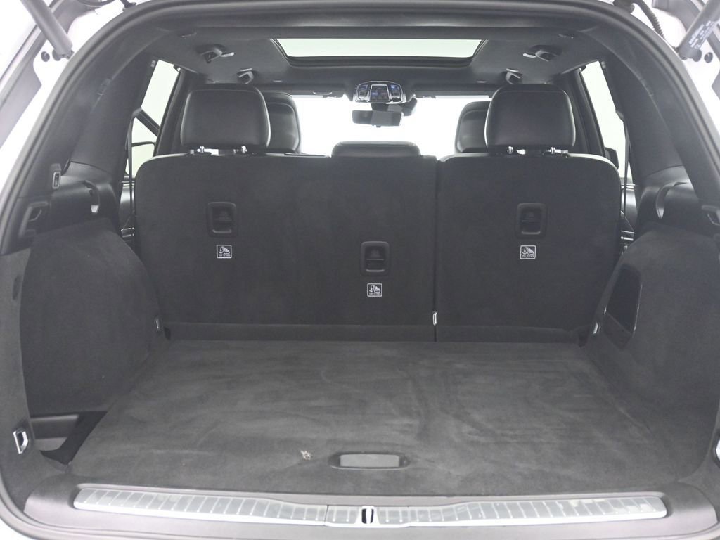 Used 2022 Jeep Grand Cherokee Overland w/ Adv Protech Group III image 15