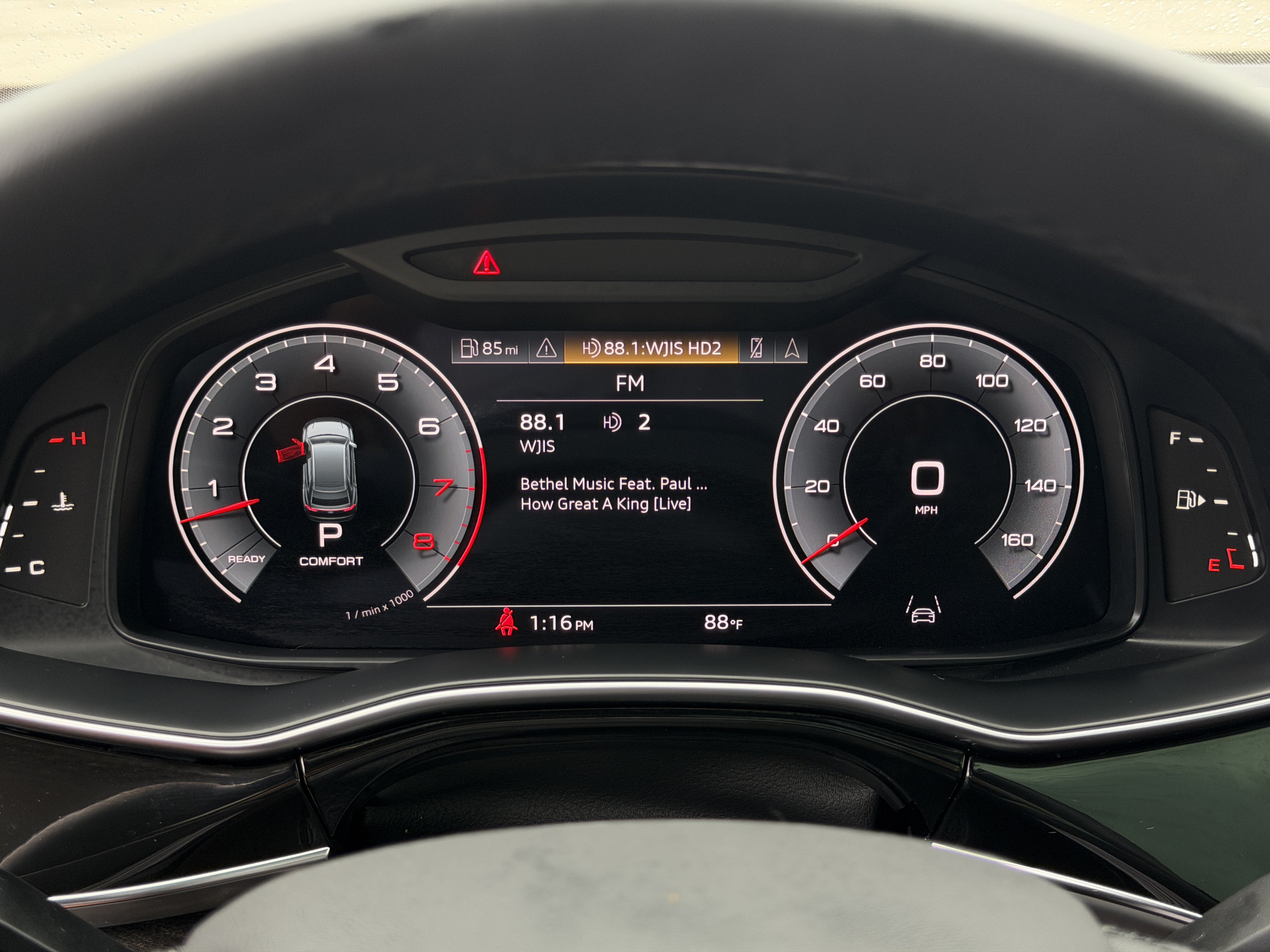 Used 2023 Audi Q8 Premium w/ Convenience Package AWD/4WD image 35