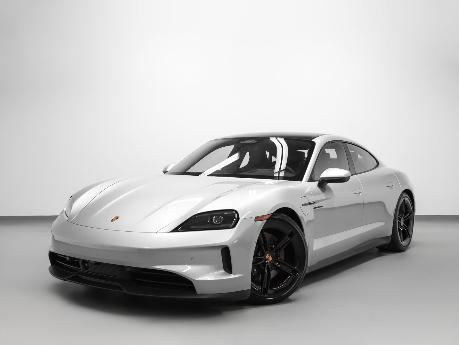 New 2026 Porsche Taycan RWD image 1