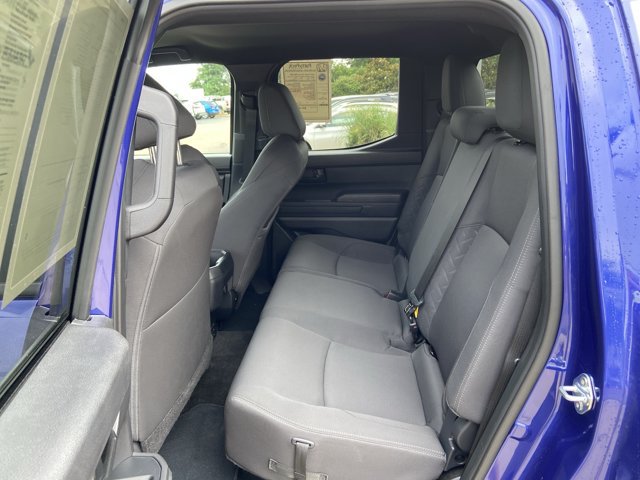 Used 2025 Toyota Tacoma SR5 AWD/4WD image 46