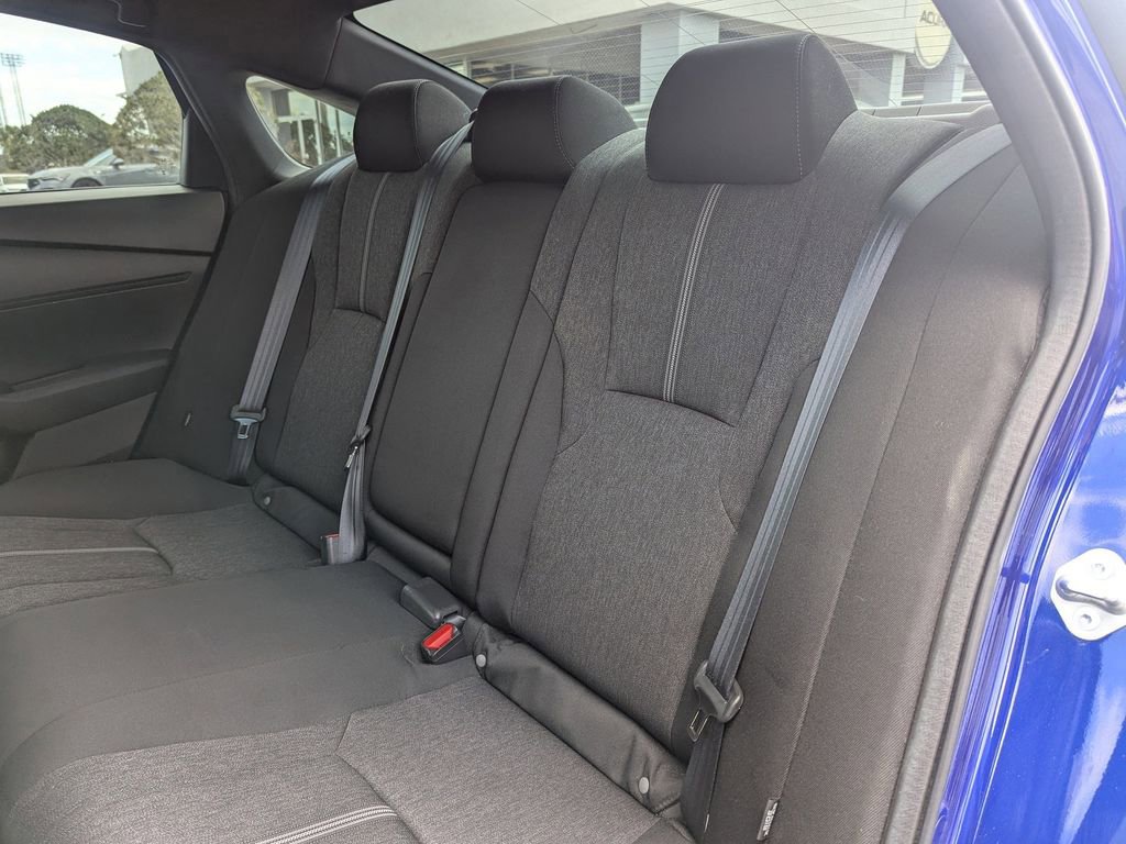 Used 2023 Honda Accord Sport image 15