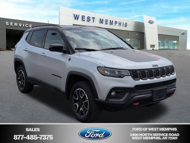 Used 2025 Jeep Compass Trailhawk