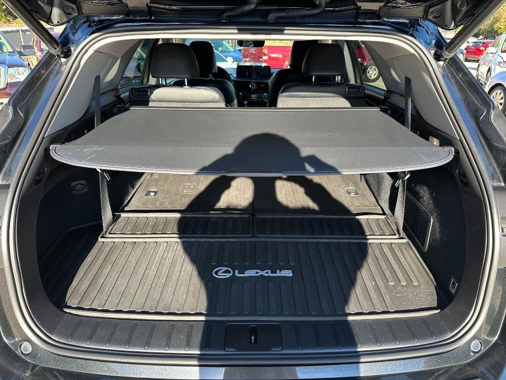 Used 2022 Lexus RX 450hL AWD w/ Premium Package image 21