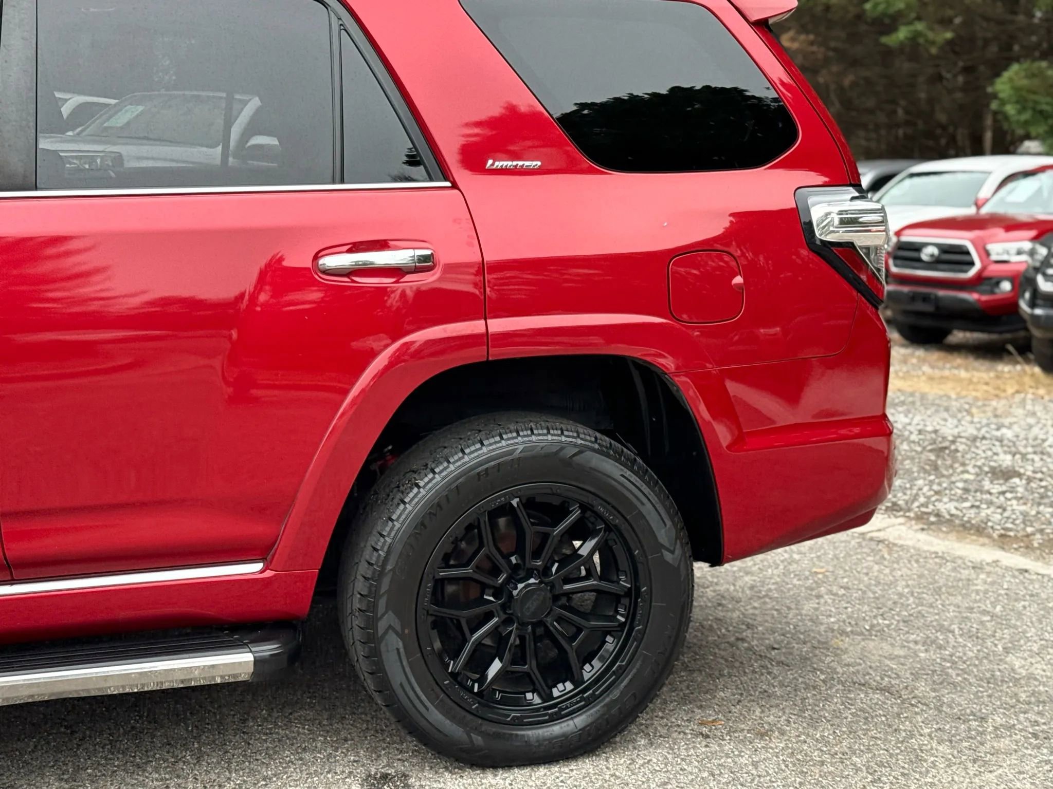 Used 2018 Toyota 4Runner Limited image 12