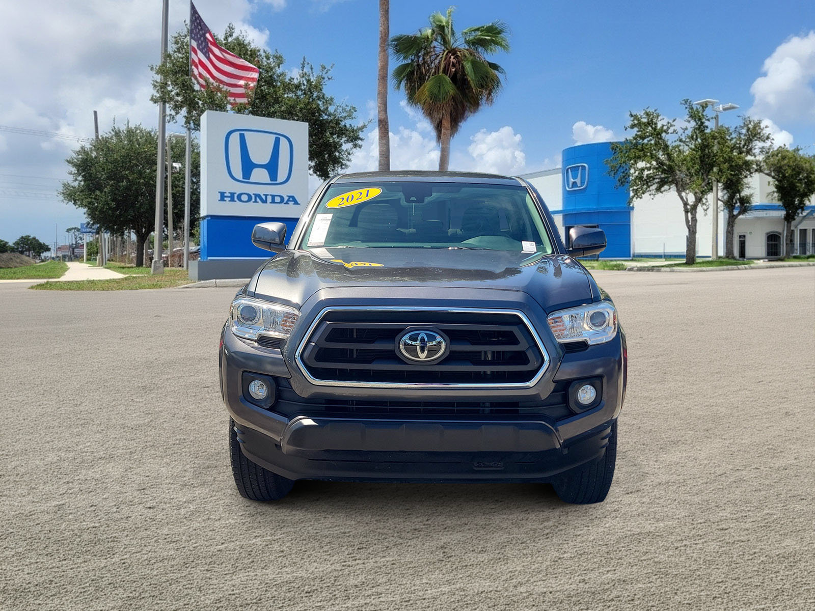 Used 2021 Toyota Tacoma SR5 RWD video 2