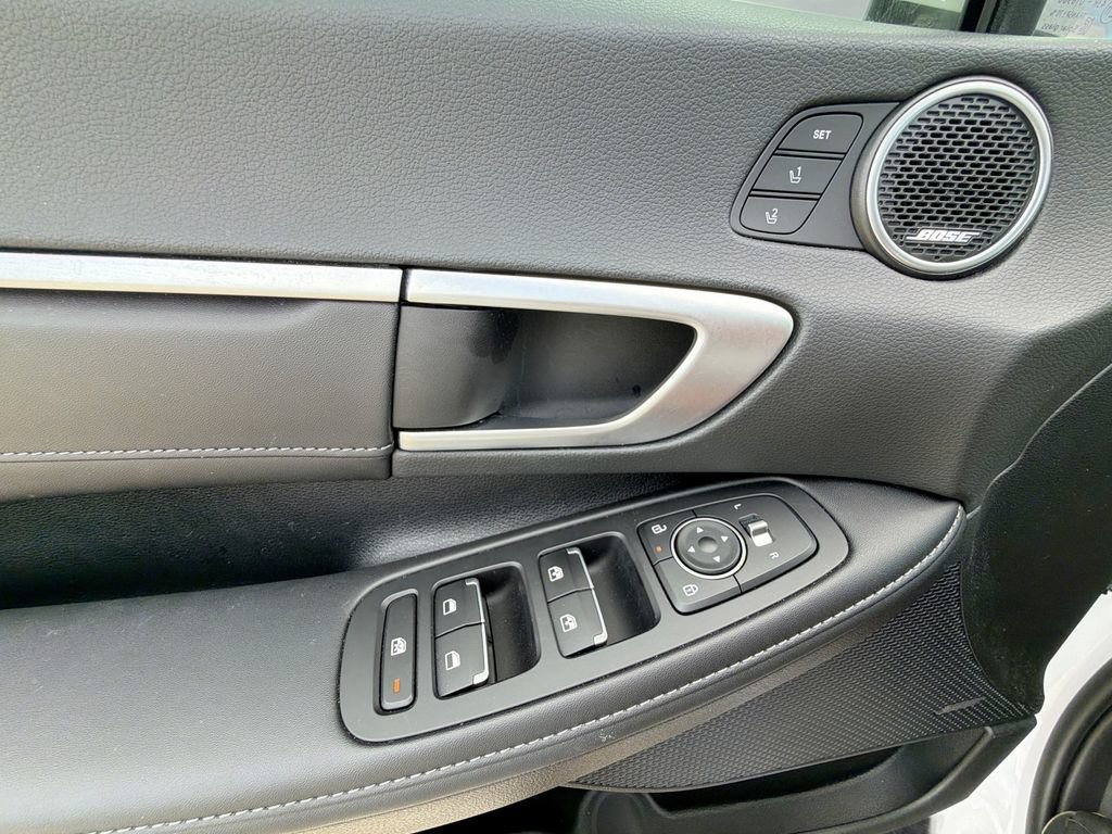 Used 2025 Hyundai Sonata Limited FWD image 29