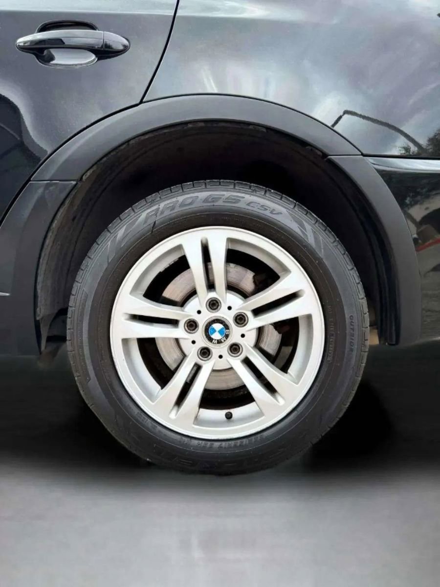 Used 2006 BMW X3 3.0i image 32