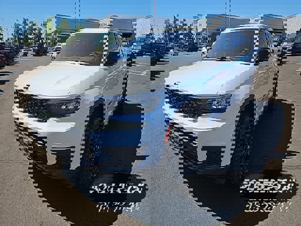 New 2025 Jeep Grand Cherokee L Altitude