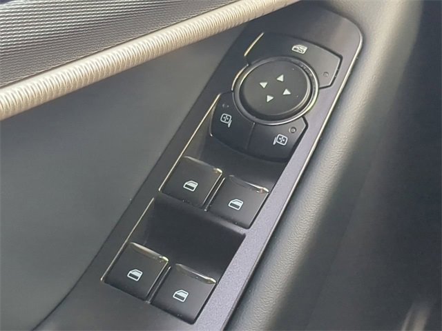 Used 2025 Ford Explorer ST-Line image 23