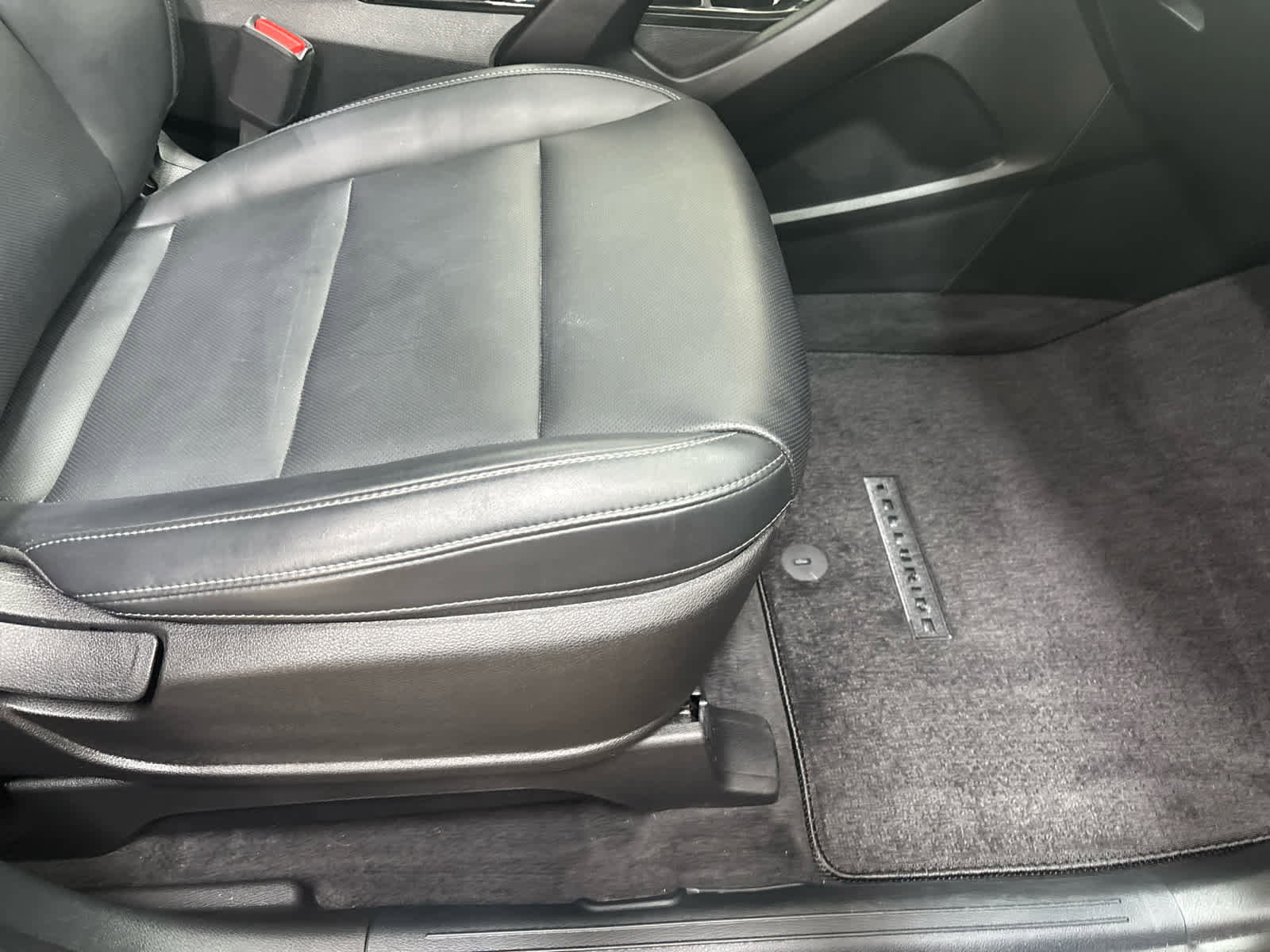 Used 2025 Kia Telluride S image 36