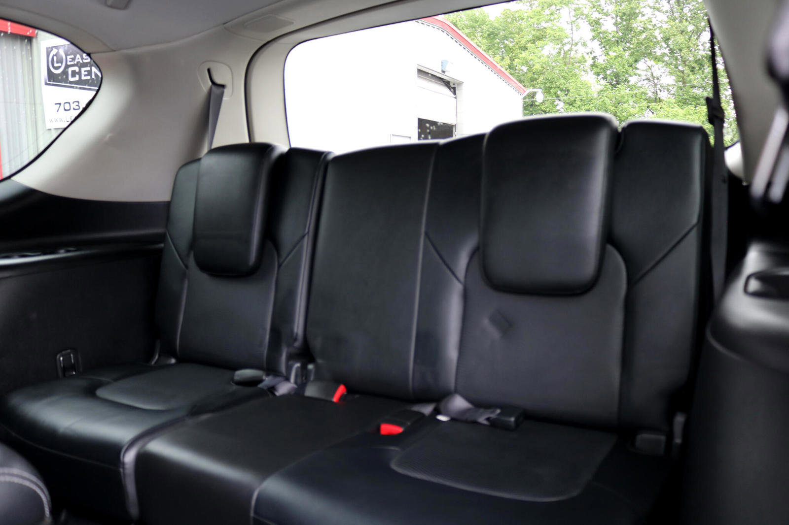 Used 2017 INFINITI QX80 4WD image 31